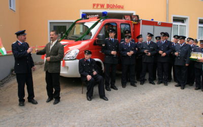 Übergabe neues Feuerwehrauto 5.Mai 2007